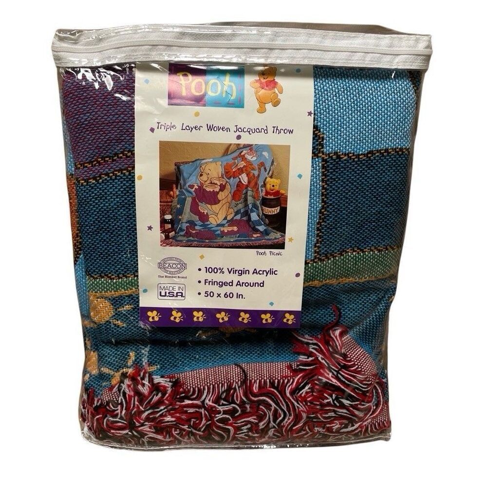 VTG Disney Winnie the Pooh Pooh Picnic Woven Tapestry Throw BlanketFringed 50x60